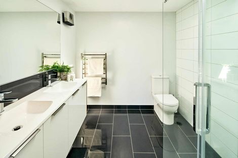 Photo of property in 24 Molyneux Close, Whitby, Porirua, 5024