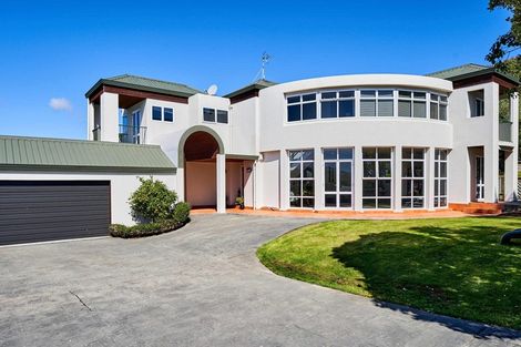 Photo of property in 24 Molyneux Close, Whitby, Porirua, 5024