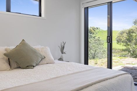 Photo of property in 64 Fernbrook Drive, Hurworth, New Plymouth, 4310