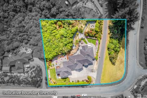 Photo of property in 1 Valley View Way, Timberlea, Upper Hutt, 5018