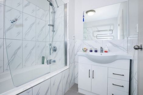 Photo of property in 103d St Lukes Road, Sandringham, Auckland, 1025