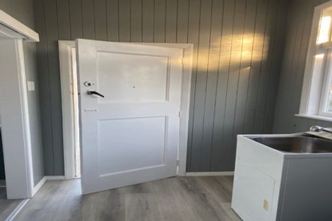 Photo of property in 77 Bridge Street, Bulls, 4818