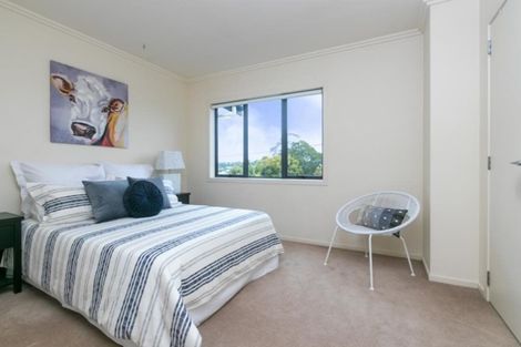 Photo of property in 6/191 Sunnynook Road, Wairau Valley, Auckland, 0627