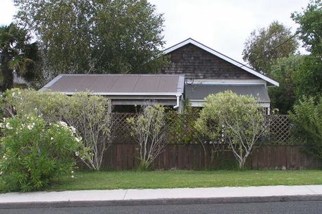 Photo of property in 3 Waitemata Road, Hauraki, Auckland, 0622