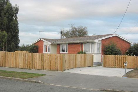 Photo of property in 17 Blyth Street, Holmes Hill, Oamaru, 9401