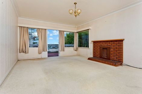 Photo of property in 615 Beach Road, Rothesay Bay, Auckland, 0630