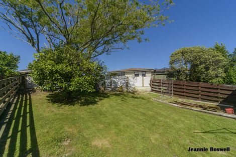 Photo of property in 89 Wikiriwhi Crescent, Awapuni, Palmerston North, 4412
