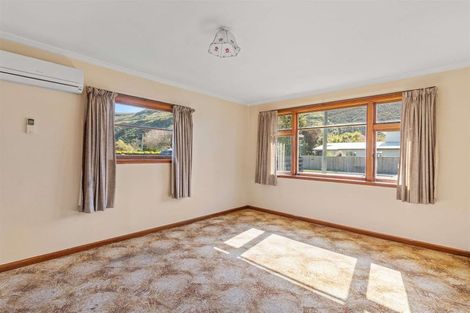 Photo of property in 19 Van Asch Street, Sumner, Christchurch, 8081