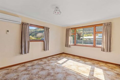 Photo of property in 19 Van Asch Street, Sumner, Christchurch, 8081