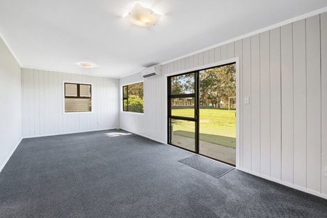 Photo of property in 42 Rimmer Road, Helensville, 0875