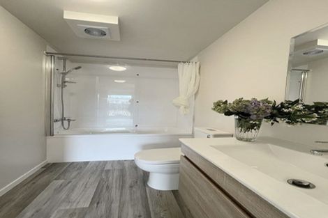 Photo of property in 338 Royal Road, Massey, Auckland, 0614