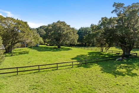 Photo of property in 1020 Ngunguru Road, Kiripaka, Whangarei, 0173