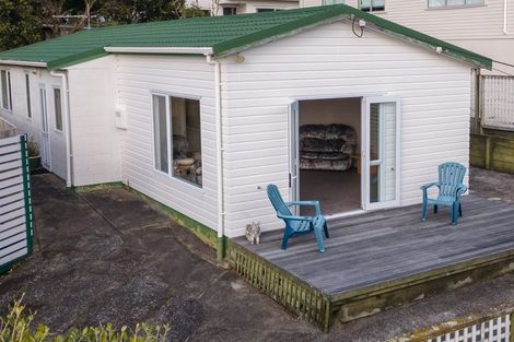 Photo of property in 63 Pikarere Street, Titahi Bay, Porirua, 5022