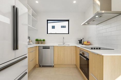 Photo of property in 45 Nga Pona Toru Road, Flat Bush, Auckland, 2019