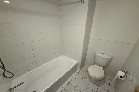 Photo of property in The Rennaissance, 2b/18 Ronwood Avenue, Manukau, Auckland, 2104