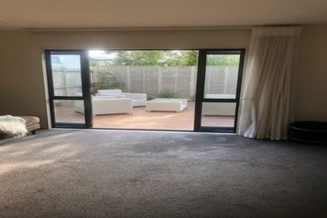 Photo of property in 5n Dryden Place, Mount Wellington, Auckland, 1051
