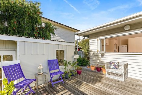 Photo of property in 12 Washington Avenue, Snells Beach, 0920