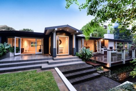 Photo of property in 54 Memorial Drive, Hamilton East, Hamilton, 3216