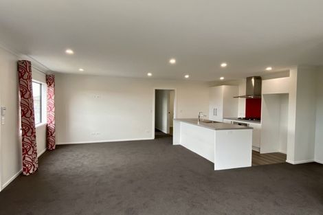 Photo of property in 13 Saint Vincent Terrace, Grenada Village, Wellington, 6037