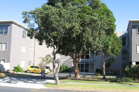 Photo of property in Bay Palms Apartments, 1/30f Bute Road, Browns Bay, Auckland, 0630