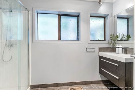 Photo of property in 3/30 Kauri Road, Birkenhead, Auckland, 0626