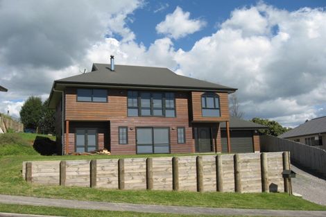 Photo of property in 22 Astor Place, Welcome Bay, Tauranga, 3112