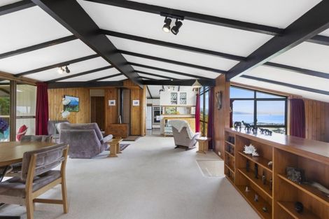 Photo of property in 16 Hibiscus Grove, Maungaraki, Lower Hutt, 5010