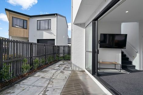 Photo of property in 24 Frank Gill Road, Hobsonville, Auckland, 0616