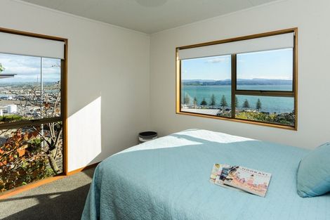 Photo of property in 23 Roslyn Road, Bluff Hill, Napier, 4110