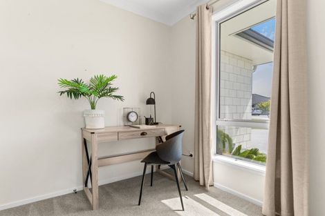 Photo of property in 1 Jeffs Way, Papamoa Beach, Papamoa, 3118