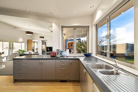 Photo of property in 30 Mercer Street, Kenmure, Dunedin, 9011