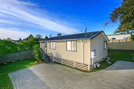 Photo of property in 4 Fairdale Place, Birkdale, Auckland, 0626