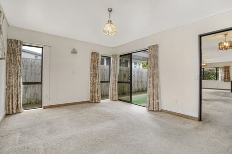 Photo of property in 61 Sare Crescent, Fairfield, Hamilton, 3214