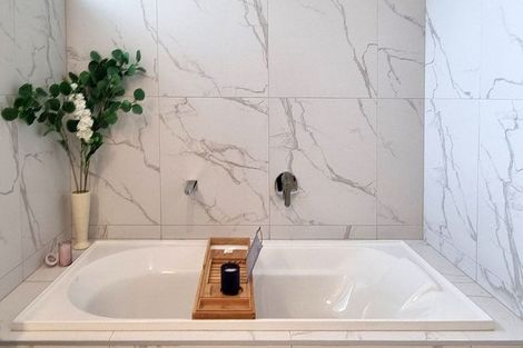 Photo of property in 3 Tararua Street, Massey, Auckland, 0614