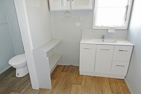 Photo of property in 46 Pratt Avenue, Foxton Beach, Foxton, 4815