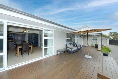 Photo of property in 23 Burnside Crescent, Burnside, Christchurch, 8053