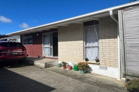 Photo of property in 16 Richard Road, Mangere, Auckland, 2022