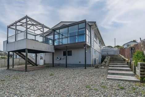 Photo of property in 46 Cypress Drive, Maungaraki, Lower Hutt, 5010