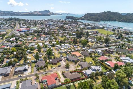 Photo of property in 16 Cobham Lane, Whitianga, 3510