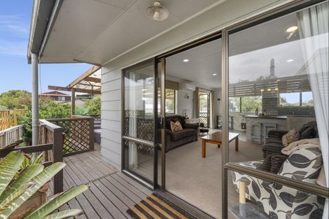 Photo of property in 1297 Papamoa Beach Road, Papamoa Beach, Papamoa, 3118