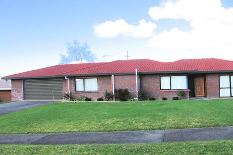 Photo of property in 15 Stanford Street, Albany, Auckland, 0632