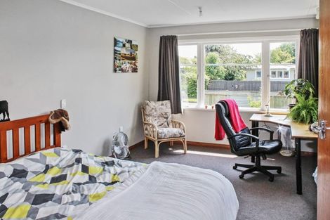 Photo of property in 2 Tern Place, Hokowhitu, Palmerston North, 4410