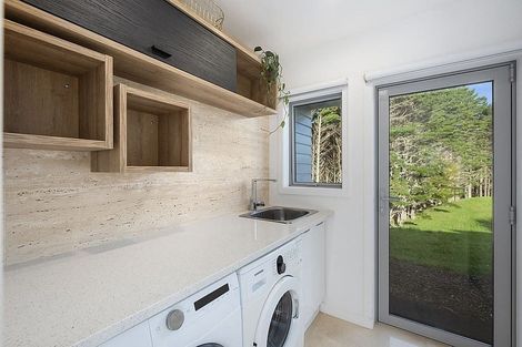 Photo of property in 132b Dormer Road, Waitoki, Helensville, 0875