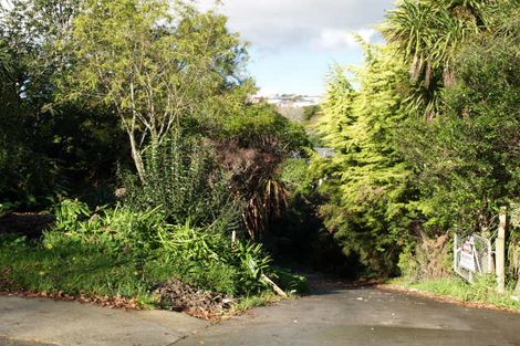 Photo of property in 34 Masefield Street, Cockle Bay, Auckland, 2014