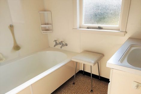 Photo of property in 21 Alma Street, Dannevirke, 4930