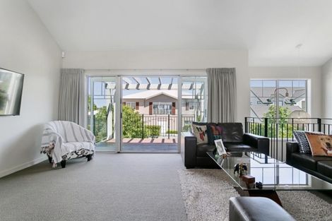 Photo of property in 29 Chateau Crescent, Rangatira Park, Taupo, 3330