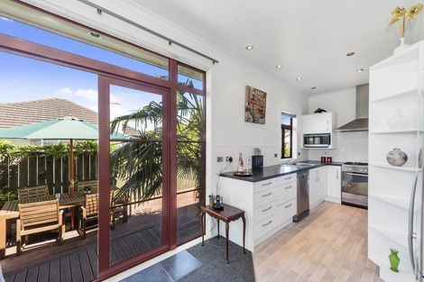 Photo of property in 32 Mansel Avenue, Hillcrest, Hamilton, 3216