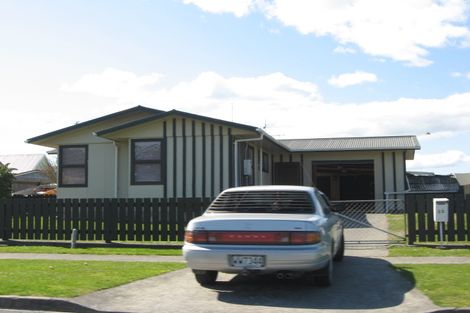 Photo of property in 13 Karaka Street, Wairoa, 4108