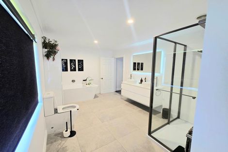 Photo of property in 17 Huirau Road, Turua, Thames, 3574