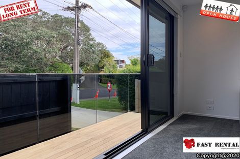 Photo of property in 112 Tamahere Drive, Glenfield, Auckland, 0629